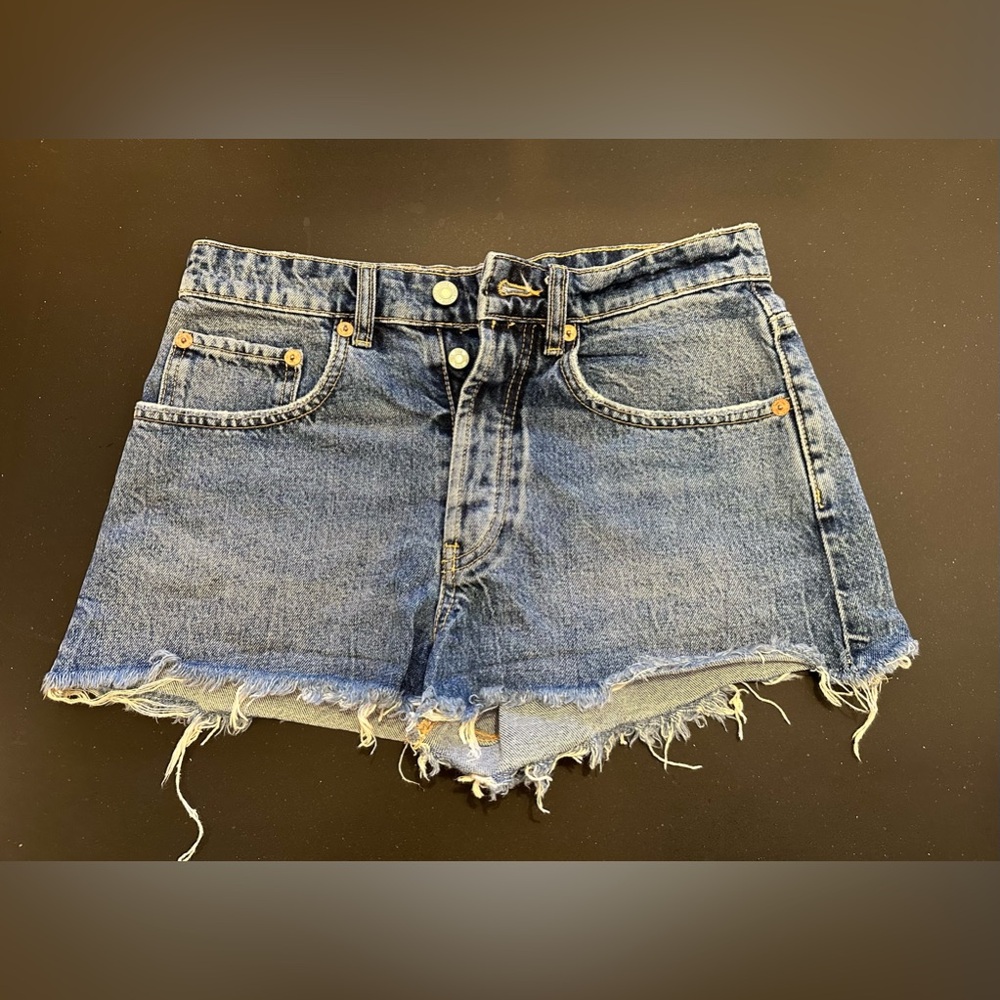 Zara Cut-Off Jean Shorts